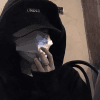 1518402